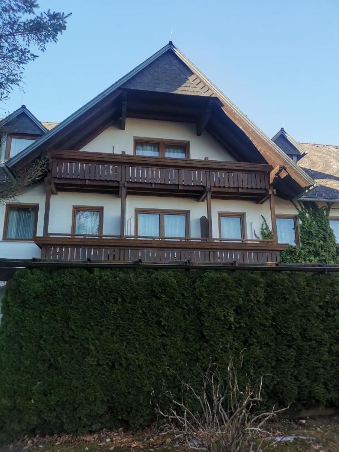 Bed & Breakfast Arkadenhof 3*